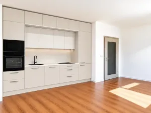 Prodej bytu 2+kk, Praha - Černý Most, Arnošta Valenty, 51 m2