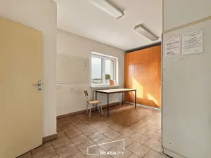 Prodej výrobních prostor, Olomouc, 755 m2