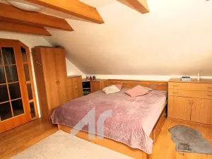 Prodej výrobních prostor, Zaječí, Dlážděná, 100 m2