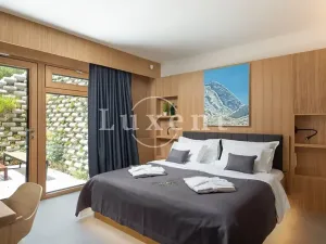 Prodej vily, Omiš, Chorvatsko, 298 m2