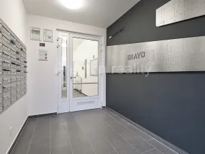 Pronájem bytu 4+kk, Praha - Kbely, Sedlářova, 91 m2