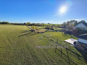Prodej pozemku pro bydlení, Dívčice, 4272 m2