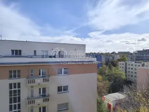 Pronájem bytu 1+1, Praha - Vršovice, Na stezce, 37 m2