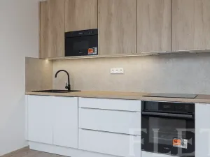 Pronájem bytu 1+kk, Praha - Hostivař, Arnošta Staňka, 30 m2