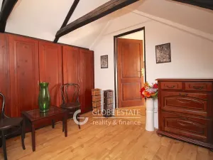 Prodej rodinného domu, Vinařice, 230 m2