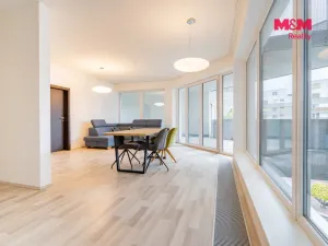 Prodej bytu 3+1, České Budějovice - České Budějovice 2, Volejbalistů, 96 m2