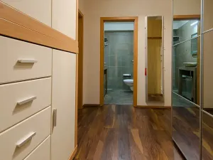 Pronájem bytu 2+kk, Praha - Prosek, Litoměřická, 68 m2