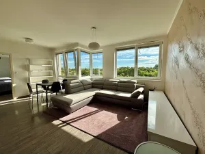 Pronájem bytu 2+kk, Praha - Hostavice, U Hostavického potoka, 59 m2
