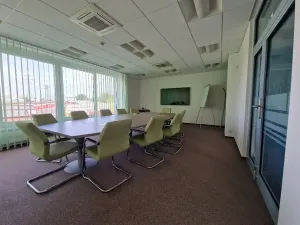 Pronájem kanceláře, Plzeň, Edvarda Beneše, 33 m2