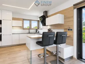Prodej rodinného domu, Sulice, 253 m2