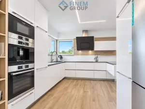 Prodej rodinného domu, Sulice, 253 m2