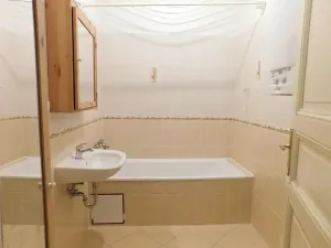 Pronájem bytu 2+1, Praha - Bubeneč, Čechova, 71 m2