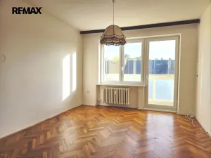 Pronájem bytu 3+1, Praha - Čakovice, Radbuzská, 85 m2