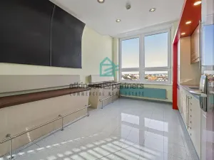 Pronájem kanceláře, České Budějovice - České Budějovice 6, Jeronýmova, 3500 m2