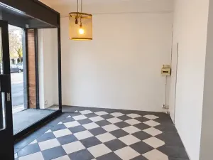 Pronájem obchodního prostoru, Karlovy Vary, Vítězná, 40 m2
