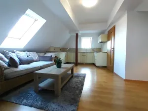 Pronájem bytu 2+kk, Mladá Boleslav, Staroměstské náměstí, 59 m2