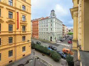 Pronájem bytu 2+kk, Praha, Tyršova, 56 m2