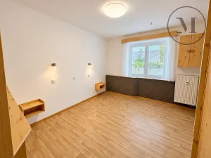 Pronájem bytu 2+1, České Budějovice, Heydukova, 67 m2