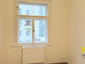 Pronájem bytu 2+1, Praha - Smíchov, Grafická, 57 m2