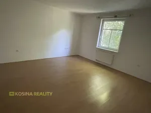 Pronájem bytu 1+1, Karlovy Vary, Závodu míru, 40 m2