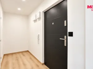 Pronájem bytu 2+kk, Nymburk, Jiřího Wolkera, 34 m2