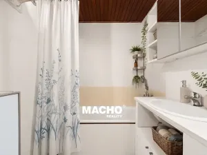 Prodej bytu 3+1, Praha - Modřany, Pirinská, 77 m2