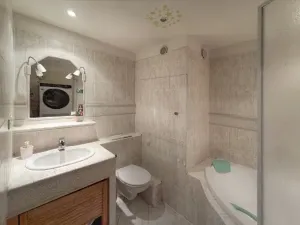 Prodej bytu 4+1, Praha - Kobylisy, Luhovská, 86 m2