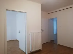 Pronájem kanceláře, Praha - Žižkov, Roháčova, 67 m2
