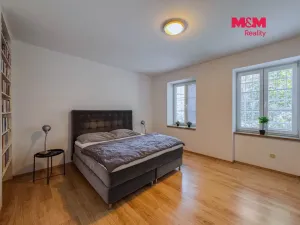 Pronájem bytu 1+1, Praha - Košíře, Píseckého, 37 m2