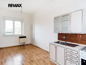 Prodej bytu 2+kk, Praha - Nusle, U družstva Ideál, 44 m2