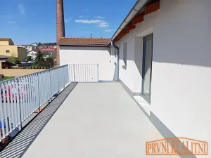 Pronájem kanceláře, Uherský Brod, Kučerovo nám., 30 m2