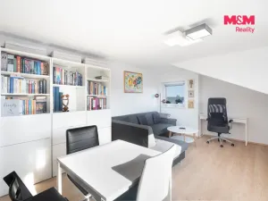 Pronájem bytu 2+kk, Hostivice, Unhošťská, 45 m2