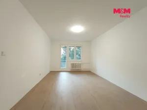 Pronájem bytu 2+1, Slaný, Plynárenská, 49 m2