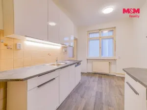 Prodej bytu 4+1, Cheb, Májová, 121 m2