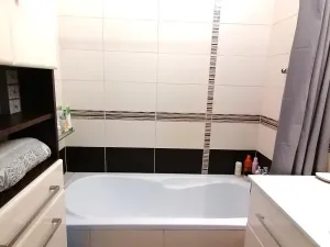 Prodej bytu 2+1, Kopřivnice, Obránců míru, 54 m2