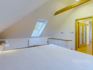 Prodej rodinného domu, Třebotov, V Zálesí, 300 m2