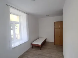 Pronájem bytu 2+kk, Jihlava, Hálkova, 46 m2