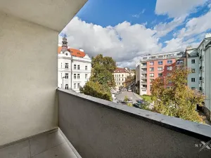 Pronájem bytu 2+1, Praha - Vršovice, Petrohradská, 59 m2