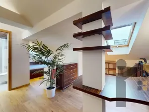 Pronájem bytu 3+kk, Praha - Vinohrady, Na Kozačce, 102 m2