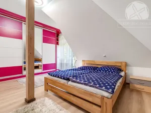 Prodej rodinného domu, Jesenice - Horní Jirčany, 230 m2