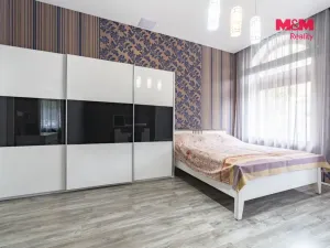 Prodej činžovního domu, Karlovy Vary, nábřeží Jana Palacha, 340 m2
