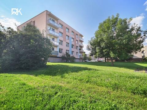 Prodej bytu 3+kk, Přelouč, náměstí 17. listopadu, 74 m2