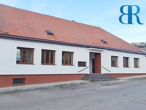 Prodej rodinného domu, Přestavlky, 300 m2