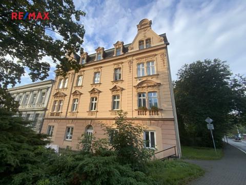 Prodej bytu 3+1, Karlovy Vary, Libušina, 76 m2