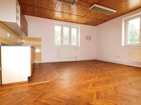 Prodej bytu 3+kk, Letohrad, Komenského, 79 m2