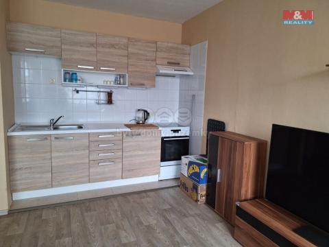 Pronájem bytu 2+kk, Teplice, Pod školou, 65 m2