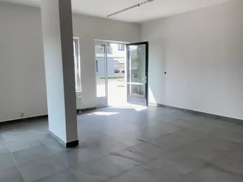 Prodej obchodního prostoru, Praha - Vysočany, Čerpadlová, 80 m2