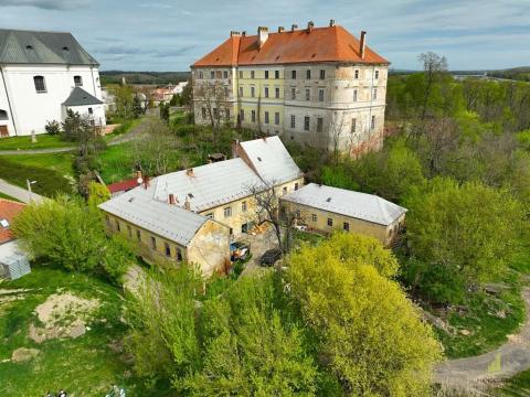 Prodej činžovního domu, Drnholec, 600 m2