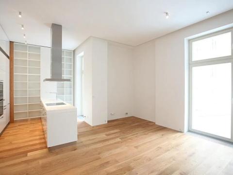 Pronájem bytu 2+kk, Praha - Vinohrady, Laubova, 89 m2