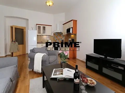 Pronájem bytu 3+kk, Praha - Vinohrady, Na Kozačce, 60 m2